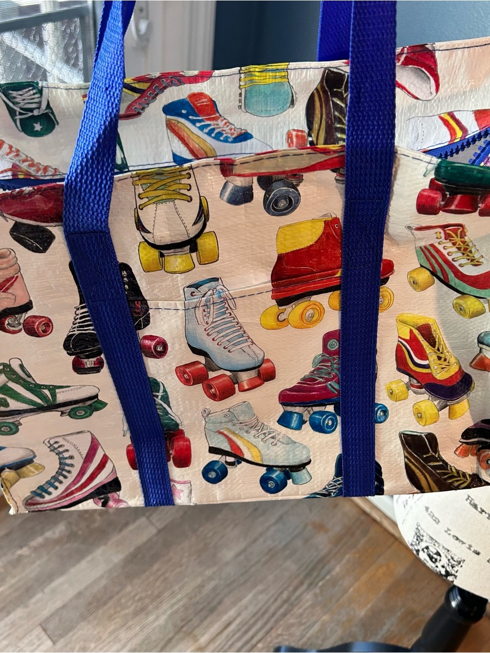 Blue Q roller skates Tote Bag - Picture 3 of 9